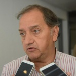 Linares: “Arcioni mando a votar en contra de los chubutenses”