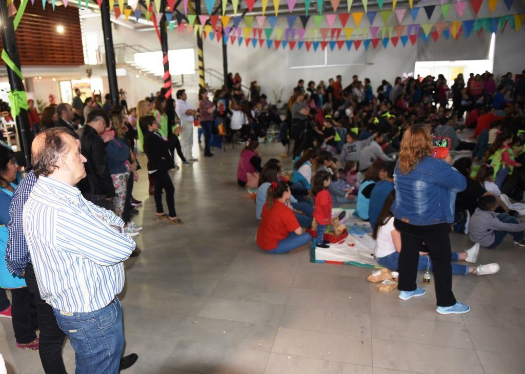Linares: “La inversión del Municipio en programas de contención social es fundamental”