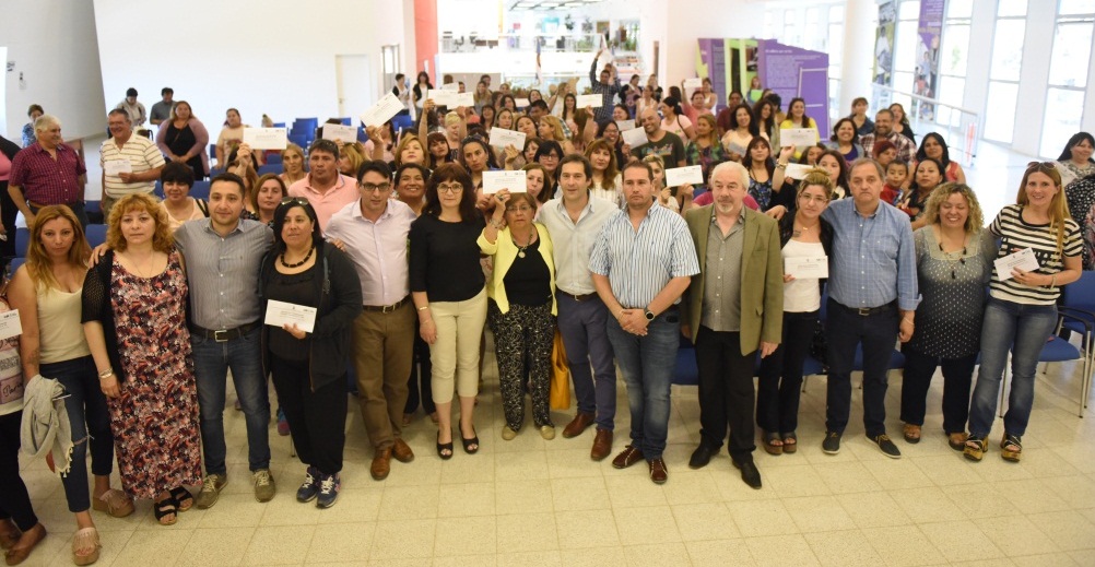 Linares: “Estamos convencidos del sostenimiento de la educación pública, gratuita e inclusiva para todos”