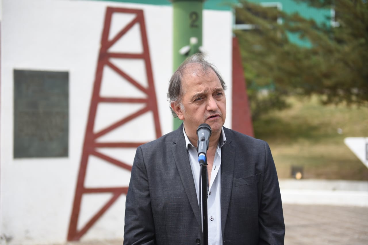 Linares participó del 31° Aniversario del Museo del Petróleo