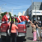 Papa Noel recorrió los barrios de Comodoro para la alegría de los chicos