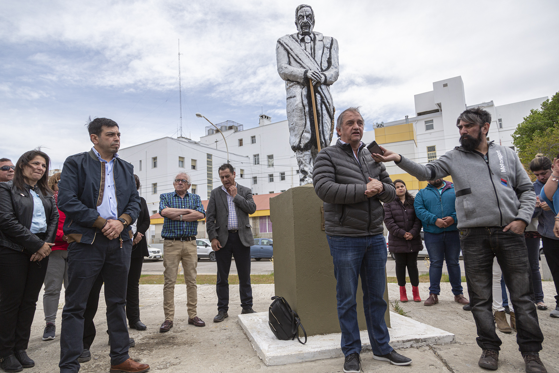 Linares: “Debemos reivindicar a quienes dejaron la vida por la democracia”