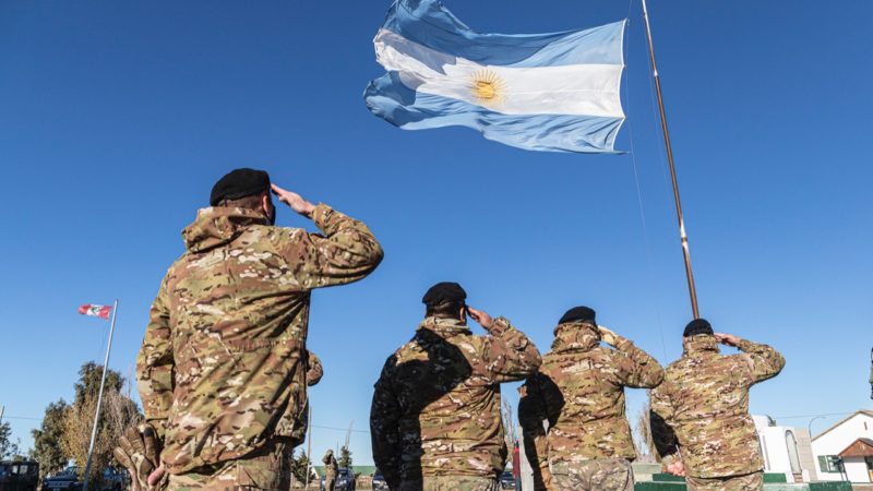 El Municipio acompañó al Ejército en su 211° aniversario
