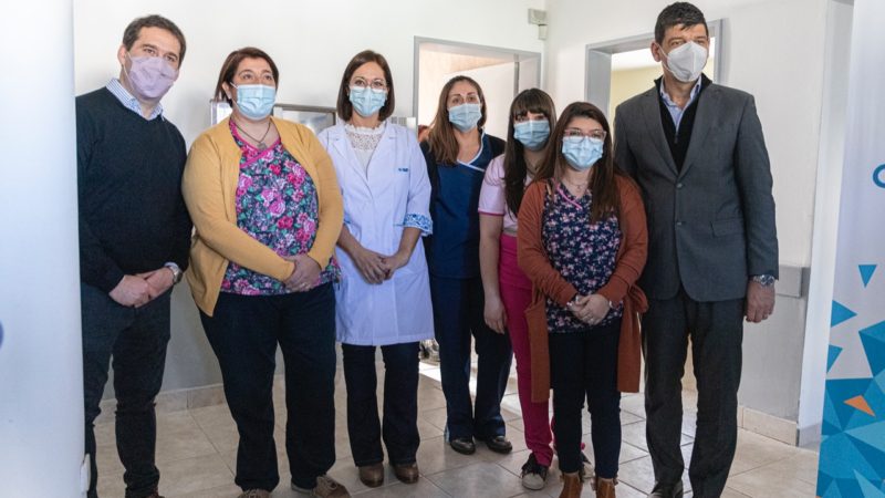 El intendente Luque y Arnaldo Medina inauguraron los nuevos consultorios del CAPS Moure