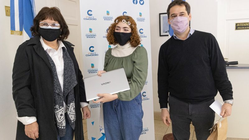 El municipio continúa apoyando a los artistas locales