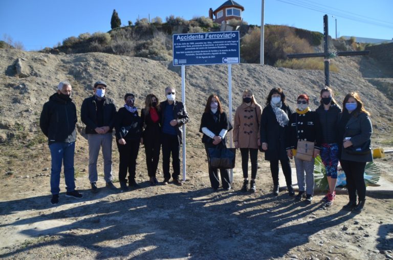 El Municipio homenajeó a las víctimas del choque de trenes en Km. 3