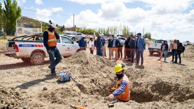 El intendente supervisó los avances de la obra de gas en barrio Acceso Norte