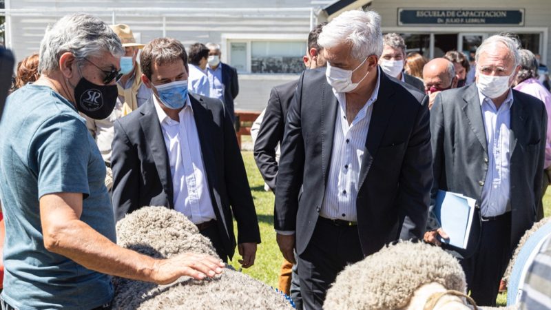 Luque recibió al ministro Julián Domínguez y avanzó en temas de producción e inversiones