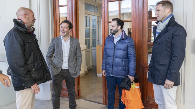 El intendente Luque recibió al Embajador de los Países Bajos para continuar con la agenda energética