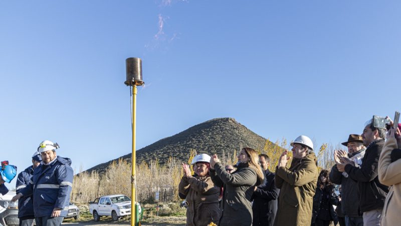 Luque inauguró una nueva red de gas en el sector Acceso Norte de Km. 12