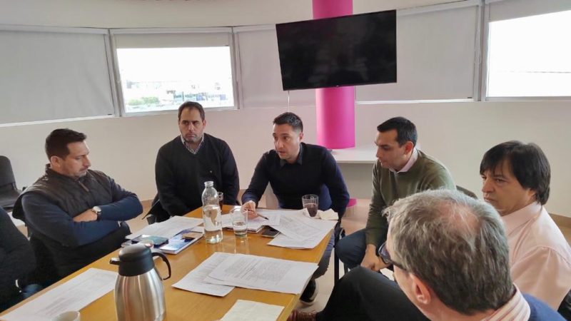 El Municipio impulsa la exhibición de productos comodorenses en supermercados