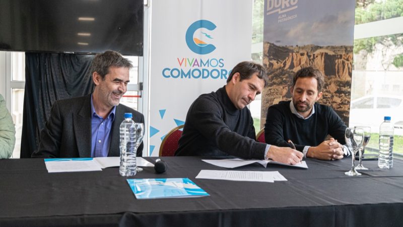Luque: “debemos seguir trabajando para impulsar el turismo en Chubut”