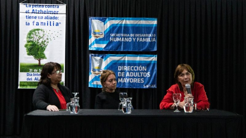 El Municipio brindó una charla por el día Internacional del Alzheimer