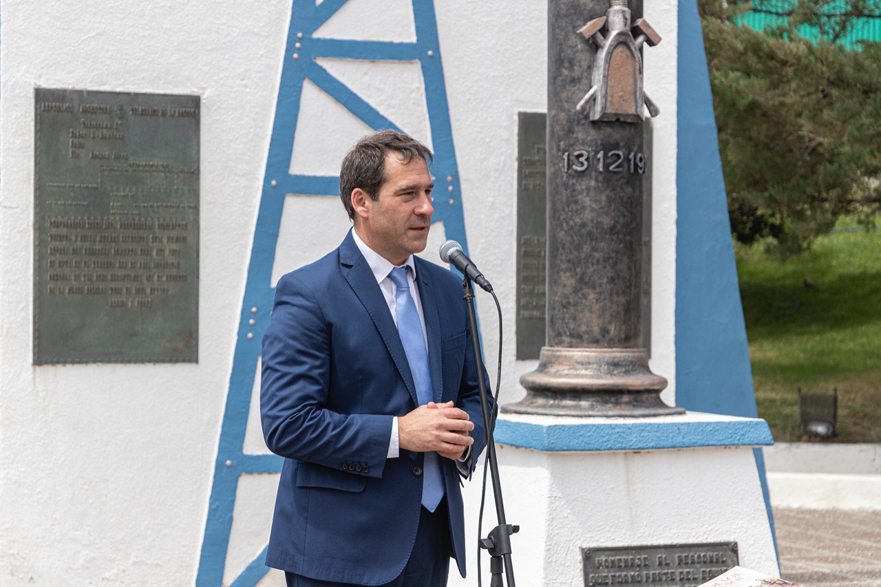 Luque destacó la importancia del Museo del Petróleo a 35 años de su fundación