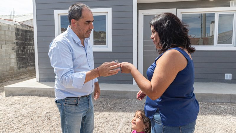 El programa Viviendas Sociales Municipal continúa beneficiando a familias comodorenses