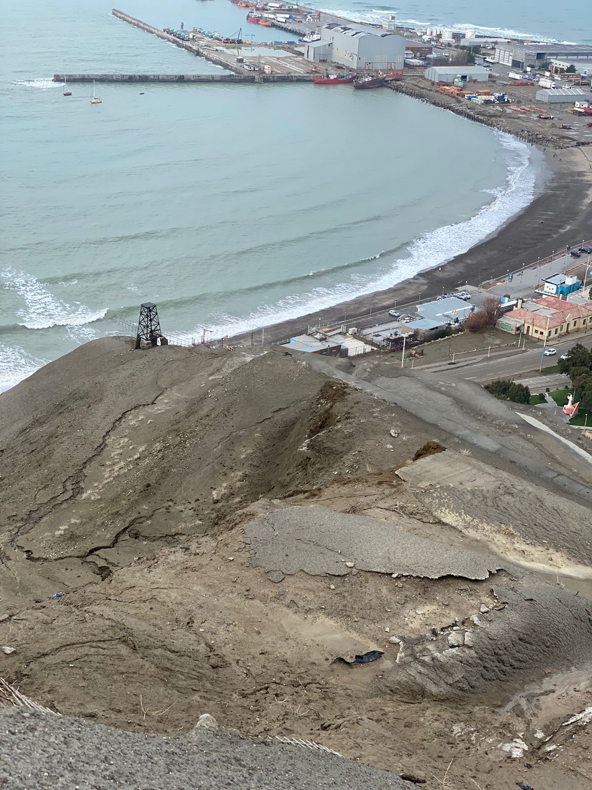 El Municipio lleva tranquilidad a la comunidad respecto al estado del Cerro Chenque