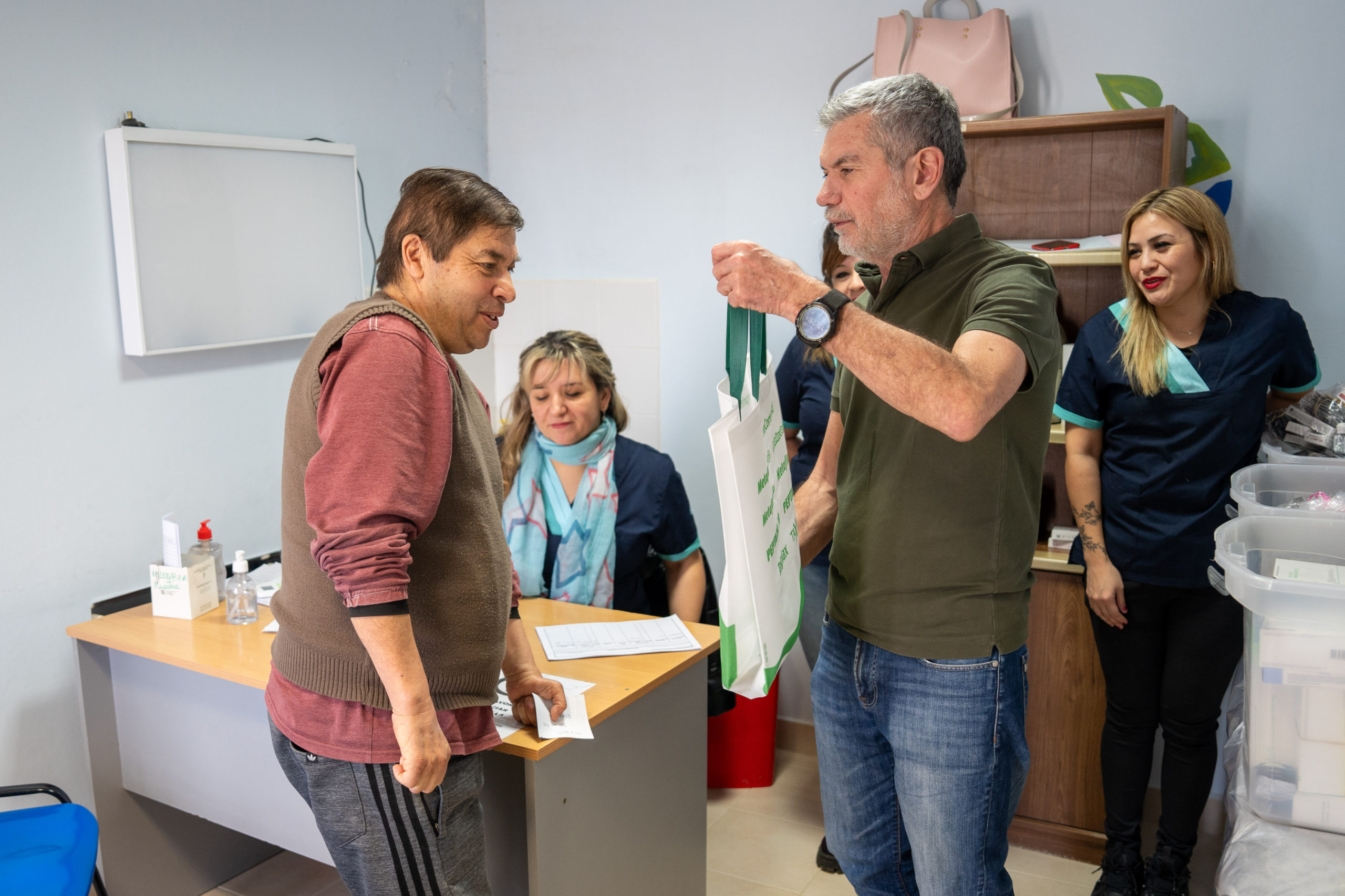 Se concretó una importante jornada de salud y entrega de medicamentos en el marco de la semana de la Lactancia Materna