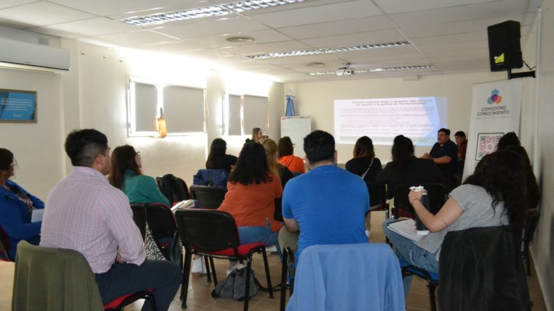 Continúa el programa de capacitación municipal para mejorar la atención al público