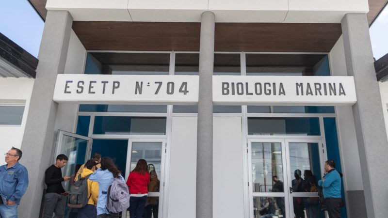 Con la reapertura del nuevo edificio, los alumnos del colegio Biología Marina retornaron a clases