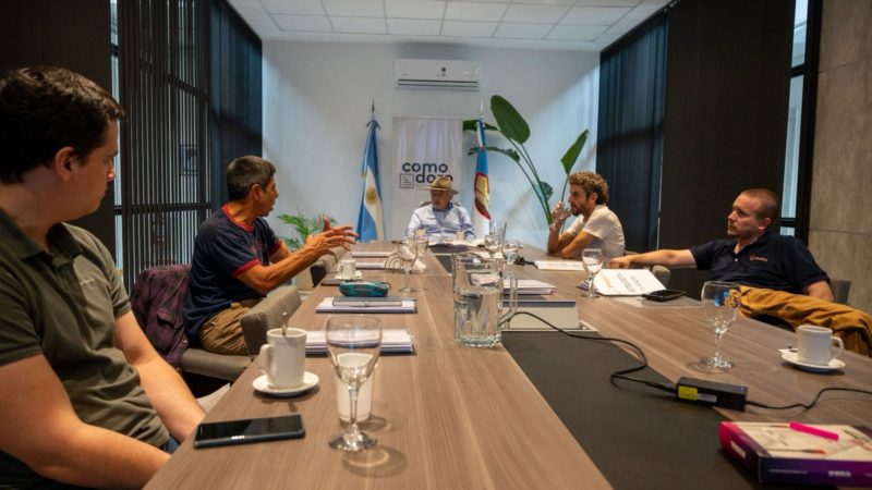 Othar recibió a las empresas que elaboraron un proyecto para avanzar con la obra del camino ARA San Juan