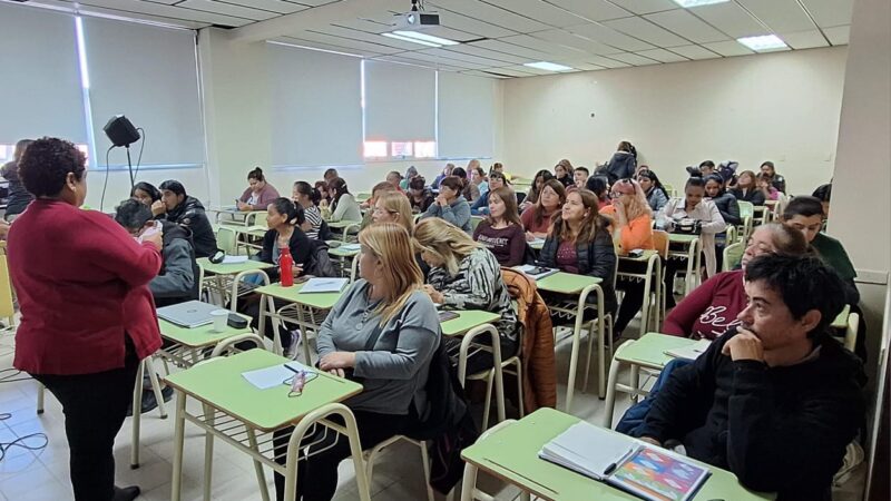 Se concretó con gran éxito el curso destinado a cuidadores domiciliarios de personas mayores