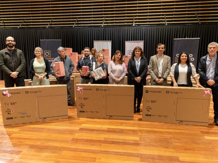 El Municipio premió a los contribuyentes que adhirieron al pago anual