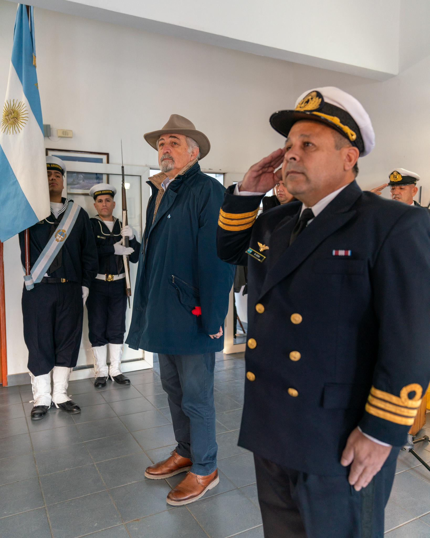 Othar acompañó el acto por el 211° Aniversario de la Armada Argentina