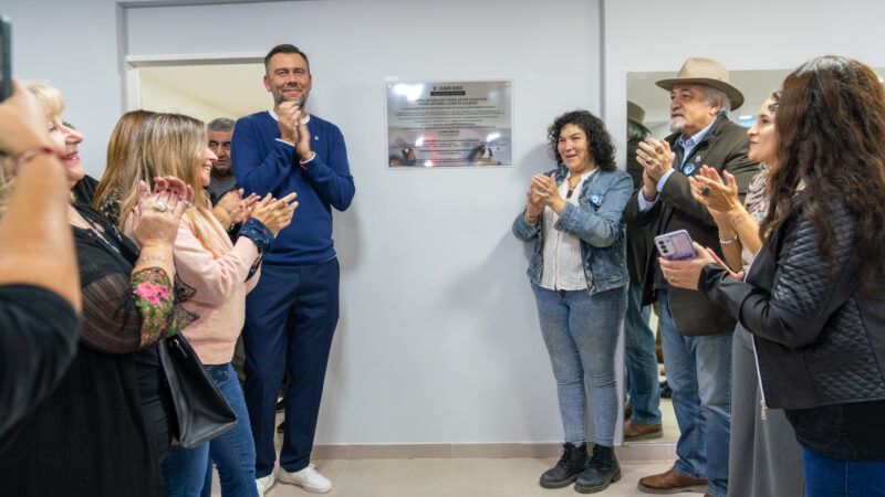 Othar acompañó la inauguración de la planta alta de la sede Vecinal de barrio Juan XXIII