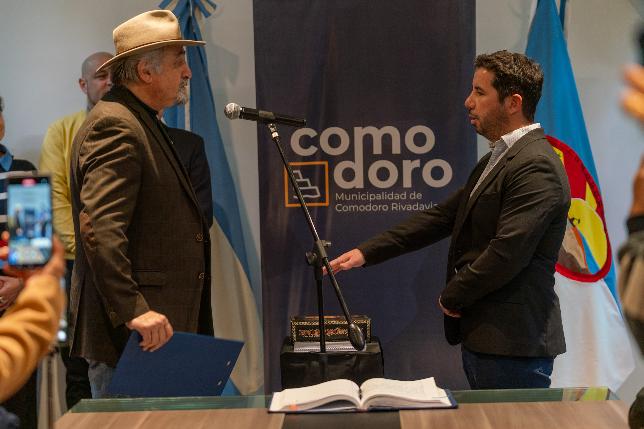 Asumieron Ezequiel Turienzo y Fernando Ostoich como nuevos funcionarios del Municipio