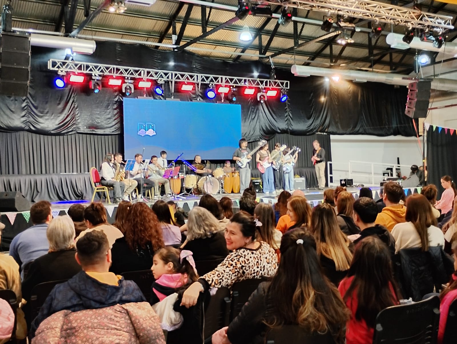 Chicos al Escenario celebró el talento joven con dos jornadas llenas de arte, color y emoción