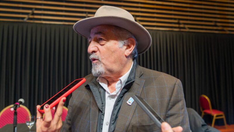 El intendente estará presente en la mesa con YPF