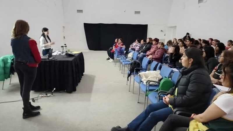 Continúan los talleres sobre hábitos alimentarios en los Centros de Promoción Barrial