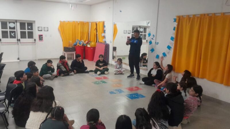 26 niños y niñas participaron de un pijama party en Patria Grande