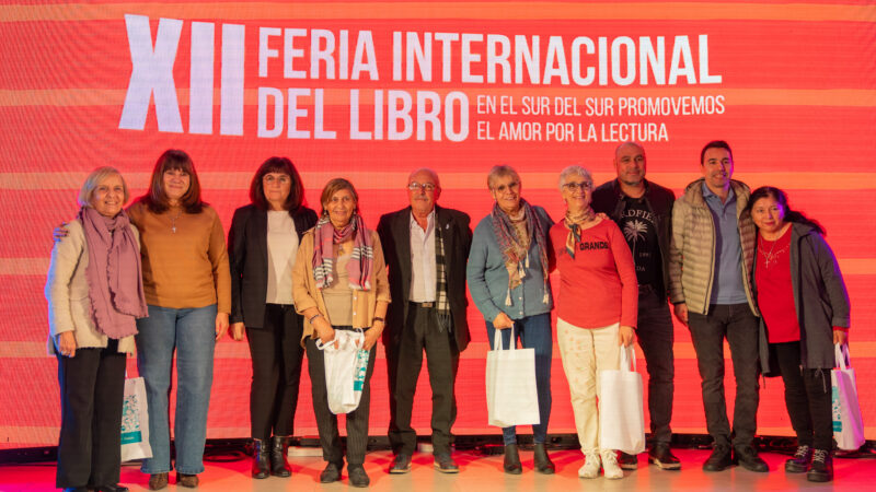 Con un emotivo acto, concluyó la Feria del Libro más importante del interior del país