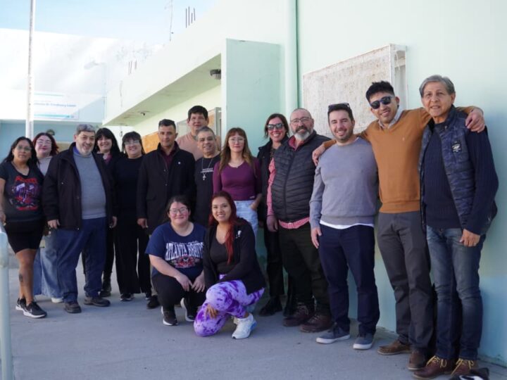 El Municipio y vecinos de Caleta Córdova trabajan en proyectos y obras que requiere el barrio