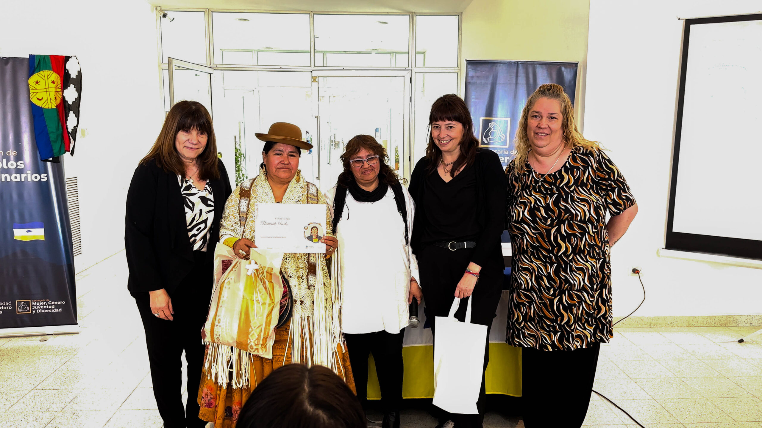 El Municipio conmemoró el Día de la Mujer Originaria