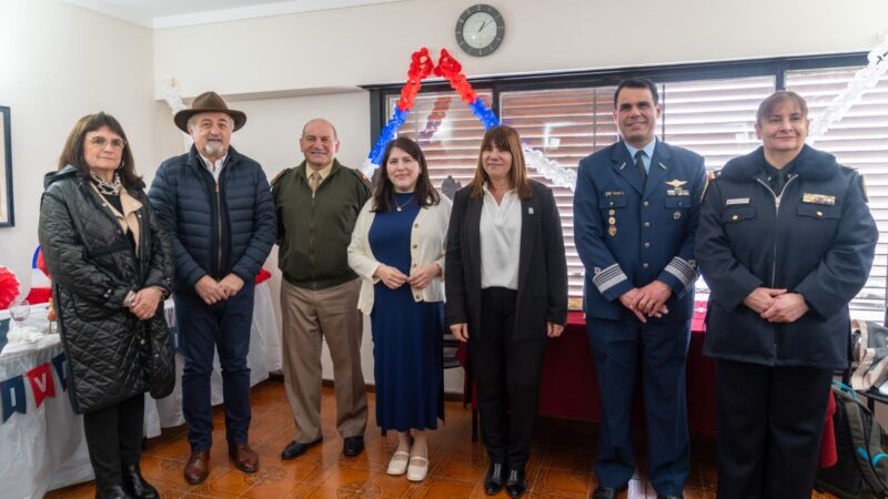 Othar acompañó los festejos por el 215° aniversario de la Independencia de Chile
