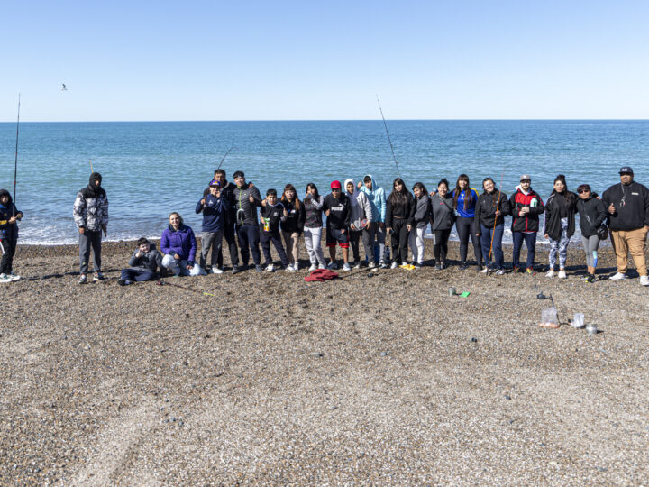 Adolescentes de La Esquina participaron en un proyecto de inclusión y pesca