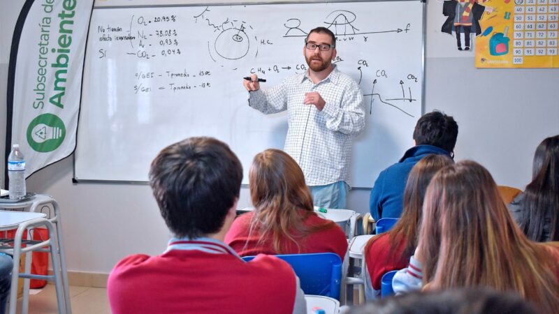 Dos instituciones educativas fueron incluidas en el programa municipal “Huella de Carbono Escolar”