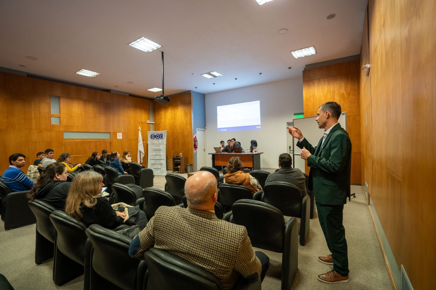 El Municipio conformó una mesa de enlace con el Consejo Profesional de Ciencias Económicas y la UNPSJB