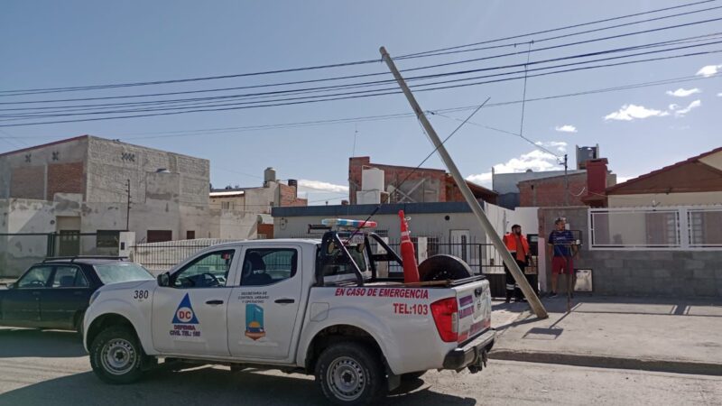 El Municipio continúa trabajando en distintas zonas de la ciudad ante el alerta amarillo por fuertes vientos