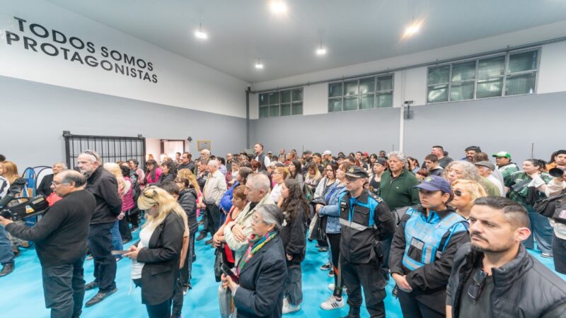 Othar inauguró la remodelación de la sede vecinal del 30 de Octubre