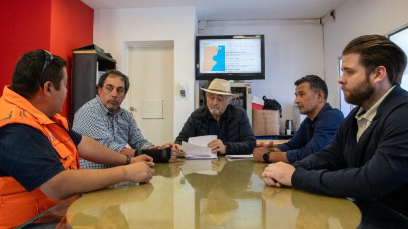 El intendente coordinó los trabajos de Defensa Civil ante la alerta roja en Comodoro