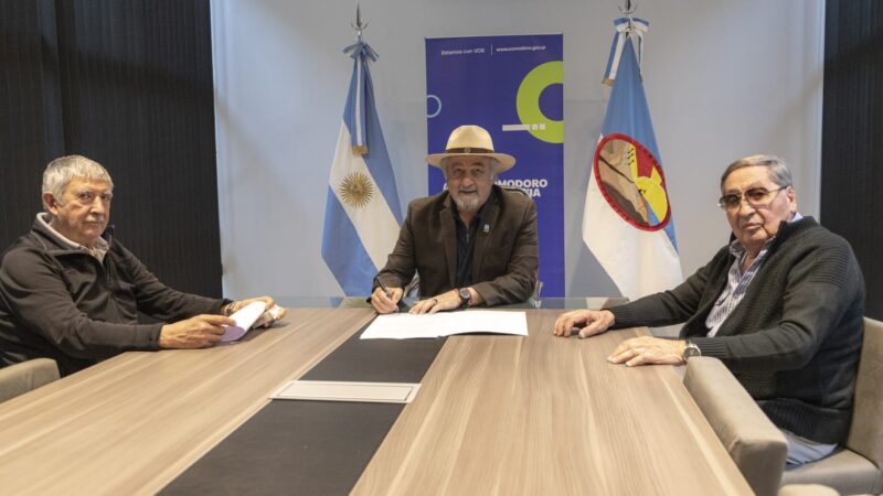 Othar Macharashvili logró garantizar la continuidad del transporte público en Comodoro: habrá  servicio el lunes