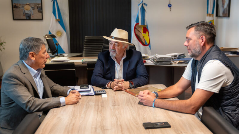 El intendente recibió a referentes de fundaciones vinculadas al Congreso Patagónico de Derecho Civil y Comercial