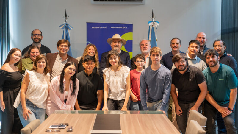 Othar recibió a los ganadores comodorenses de la NASA Space Apps Challenge