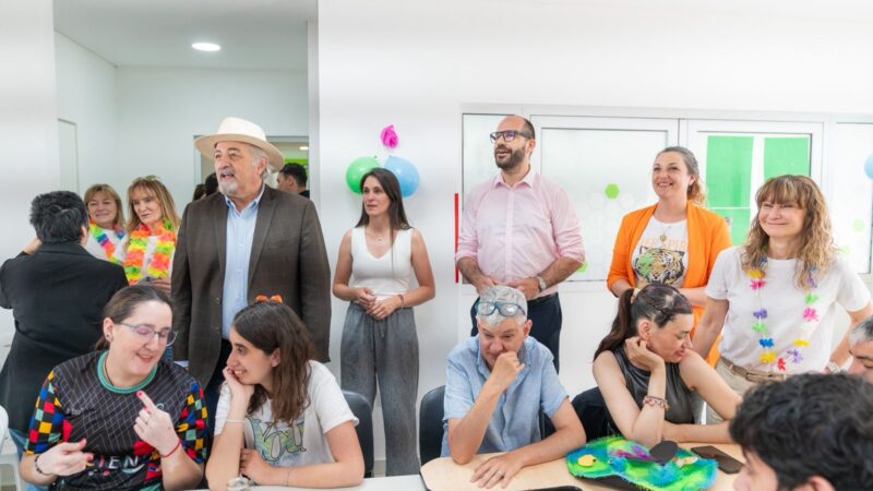 Othar participó del festejo de los 100 programas de “Creciendo Juntos”