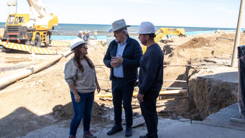 Othar supervisó los avances de la obra de reemplazo del pluvial en la Ruta 3