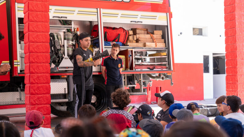 Participantes de las Colonias de Verano visitaron el Cuartel Centro de Bomberos Voluntarios