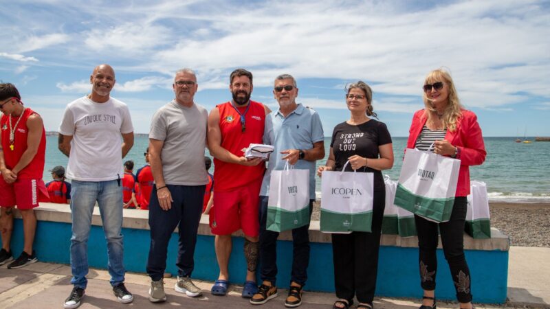 Verano seguro: El Municipio entregó protectores solares y botiquines al Servicio de Guardavidas
